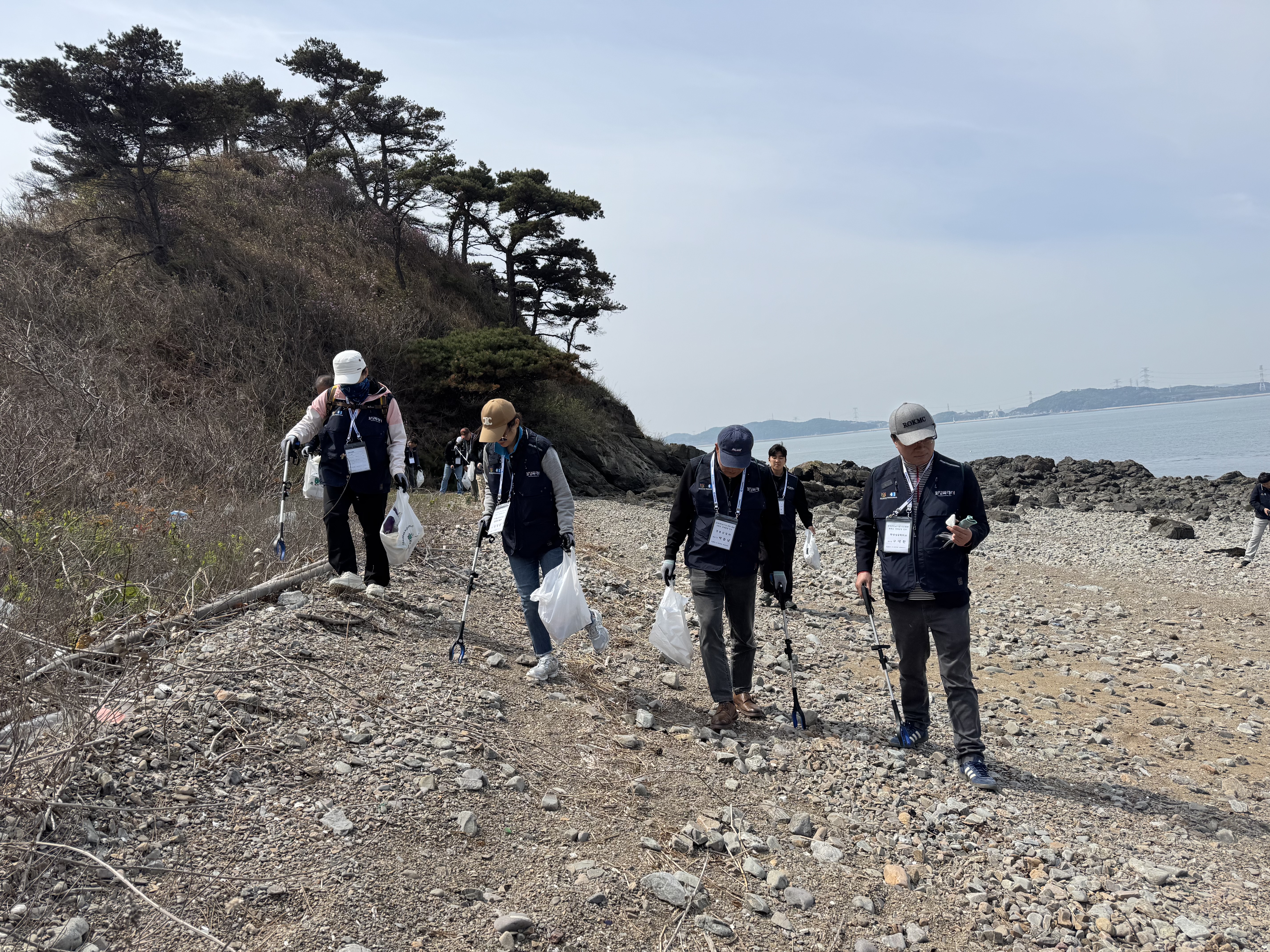 국화도 해변 현장 기록