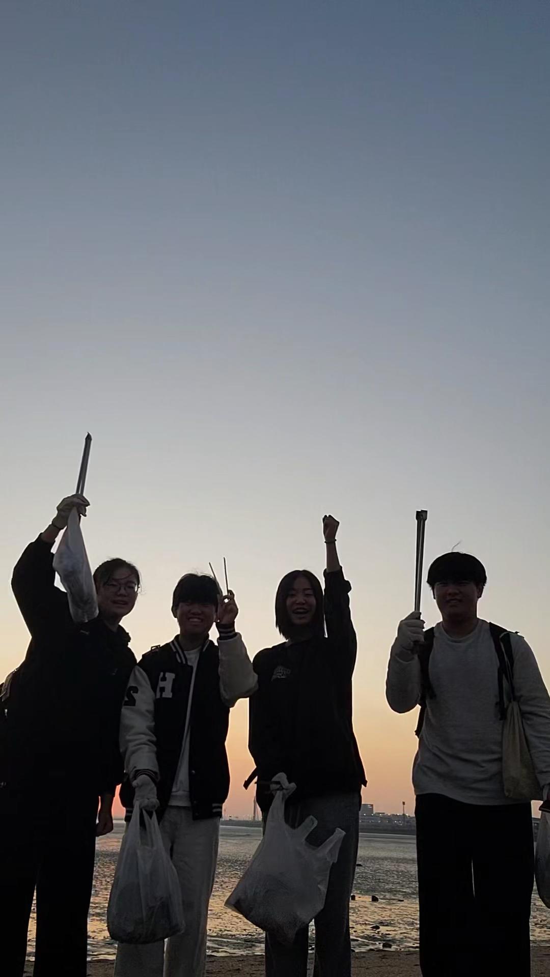 해변 정화를 위한 첫 한걸음 16