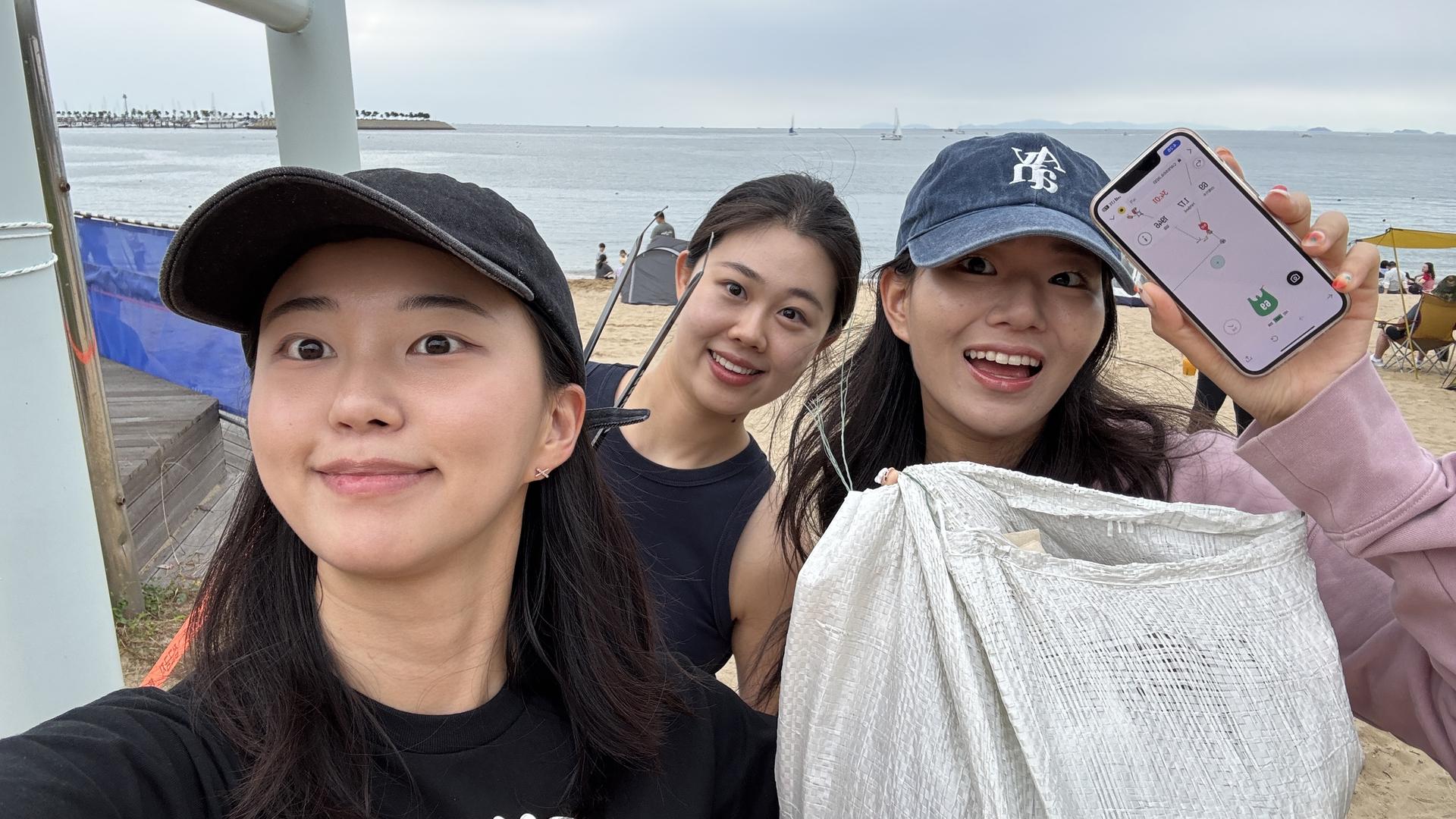 해변 옆 산책로까지 깨끗하게! 19