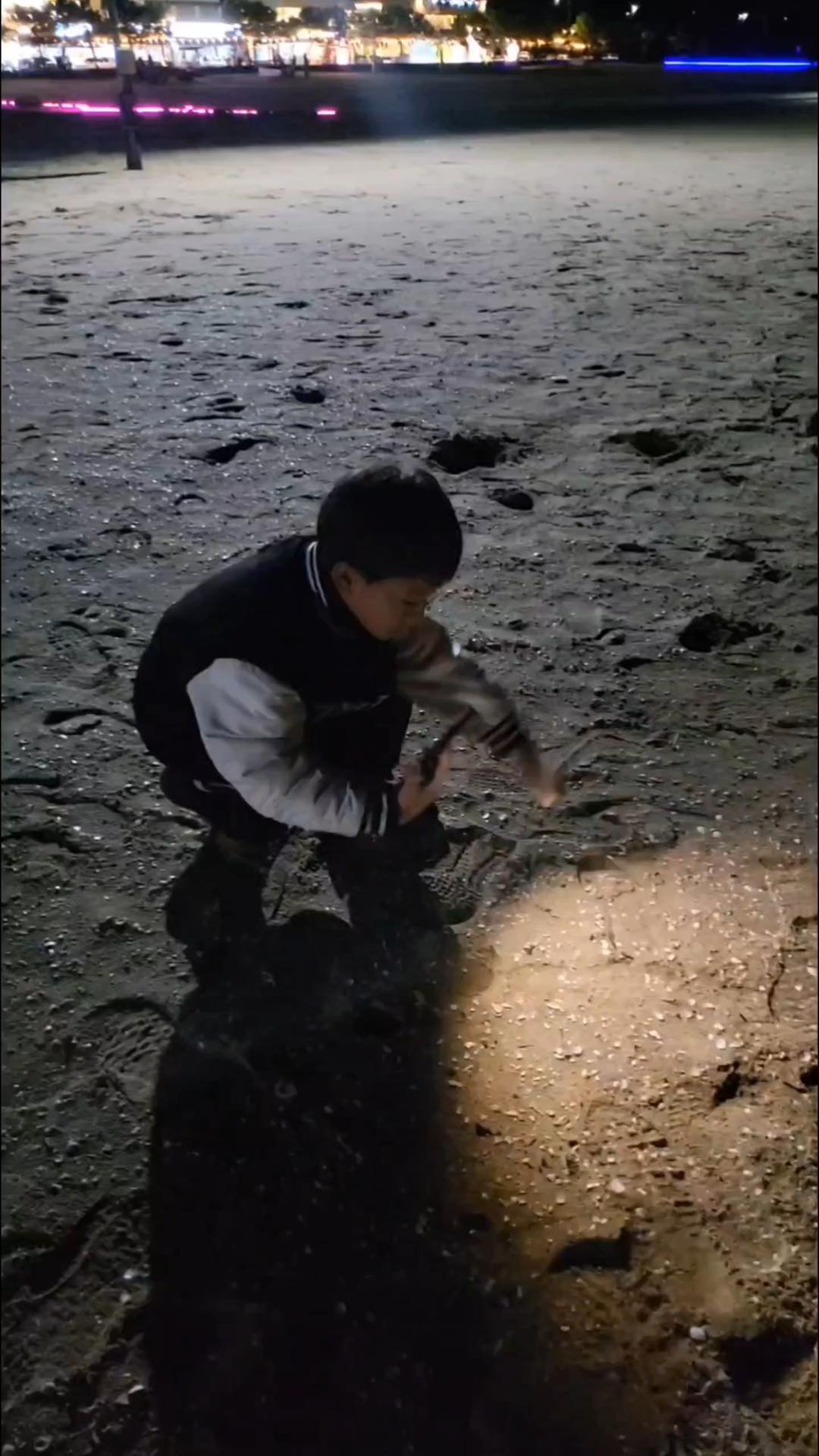 “반복된 노력 끝에, 드디어 바다가 숨을 돌릴 수 있음을 확인한 하루였습니다.” 17