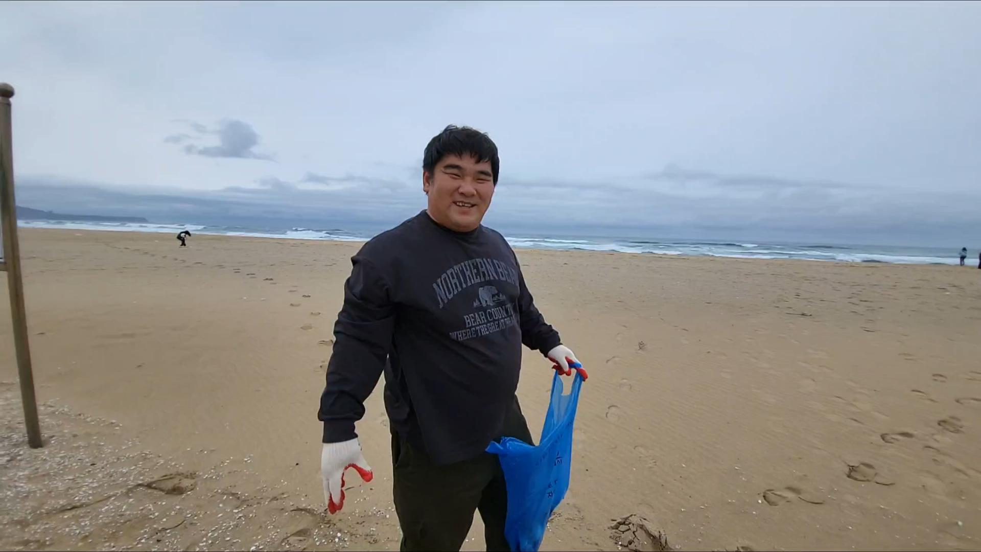 “반복된 노력 끝에, 드디어 바다가 숨을 돌릴 수 있음을 확인한 하루였습니다.” 23