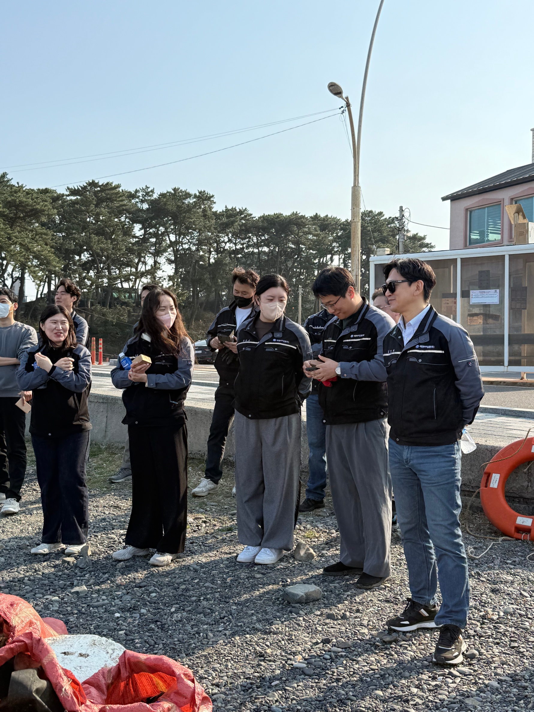 몽돌해변에서의 당찬 발걸음 5