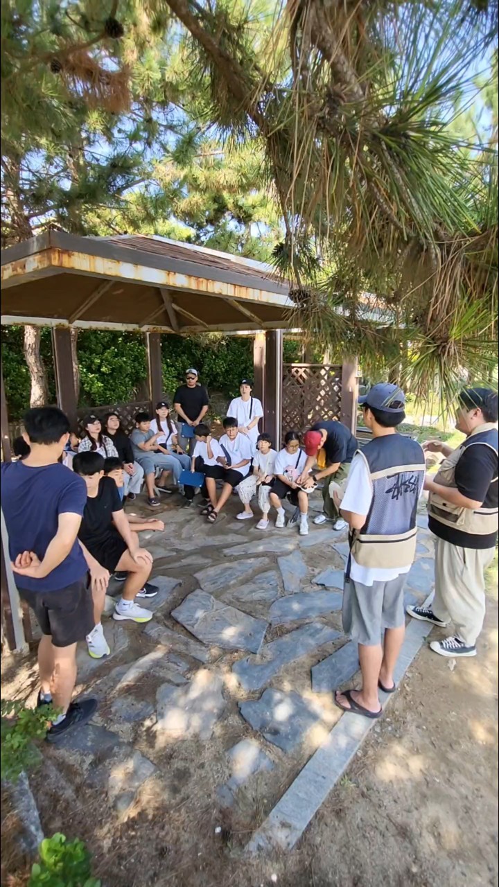 “깨끗해 보였지만, 우리는 그 안을 보았다” 4