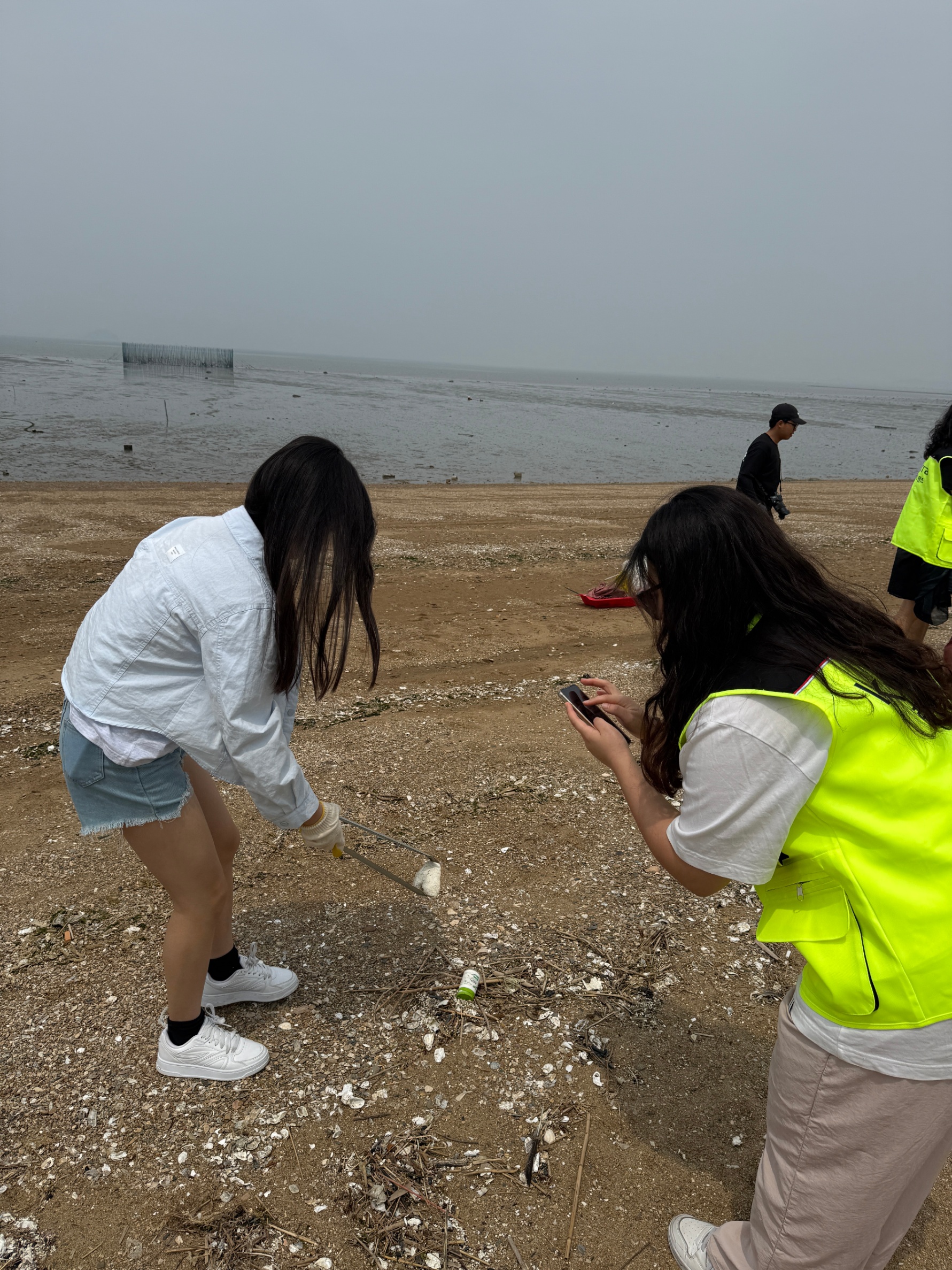대한무역투자진흥공사 궁평리 반려해변 플로깅 4